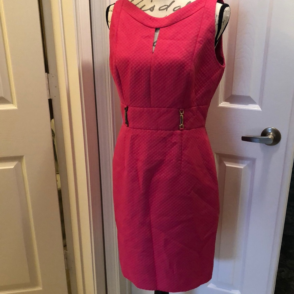 💄Tahari Arthur Levine Coassic lined textured fabric zipper back sheath dress